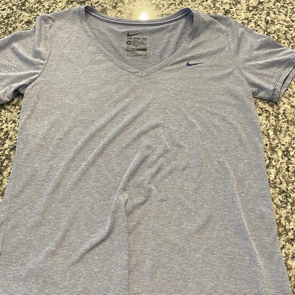 Nike tee dri fit